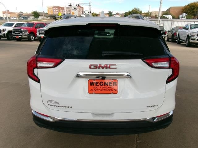 2024 GMC Terrain AWD SLT