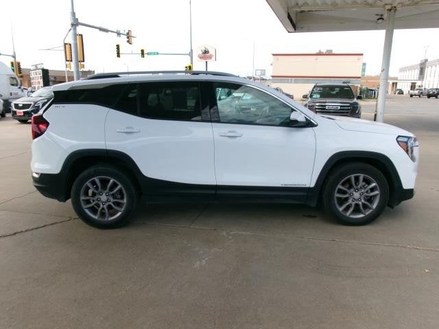 2024 GMC Terrain AWD SLT