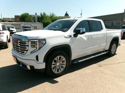 2023 GMC Sierra 1500 4WD Crew Cab Short Box Denali