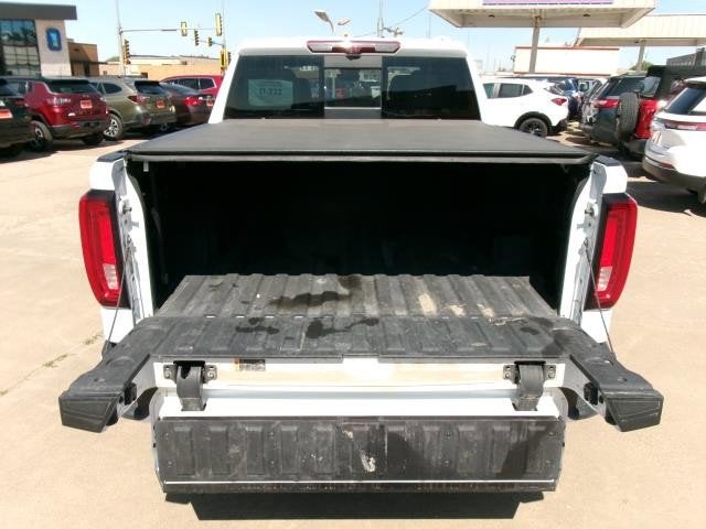 2023 GMC Sierra 1500 4WD Crew Cab Short Box Denali