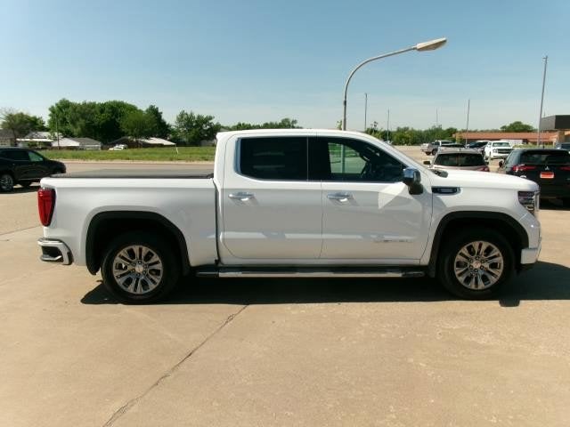 2023 GMC Sierra 1500 4WD Crew Cab Short Box Denali