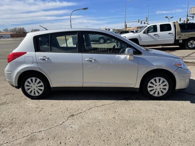 2011 Nissan Versa 1.8S