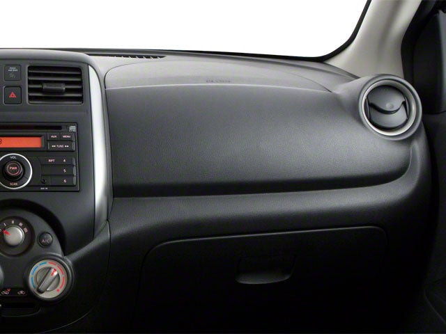 2013 Nissan Versa 1.6 SV