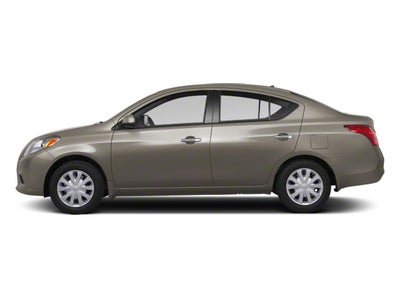 2013 Nissan Versa 1.6 SV