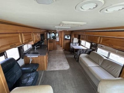 2005 Freightliner Xc Chassis Base