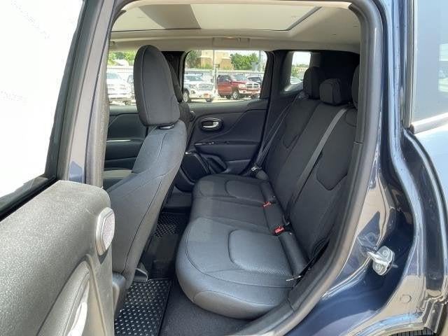 2023 Jeep Renegade RENEGADE LATITUDE 4X4