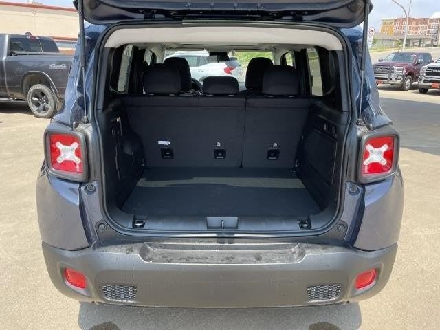 2023 Jeep Renegade RENEGADE LATITUDE 4X4