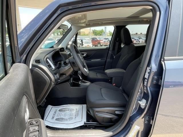 2023 Jeep Renegade RENEGADE LATITUDE 4X4